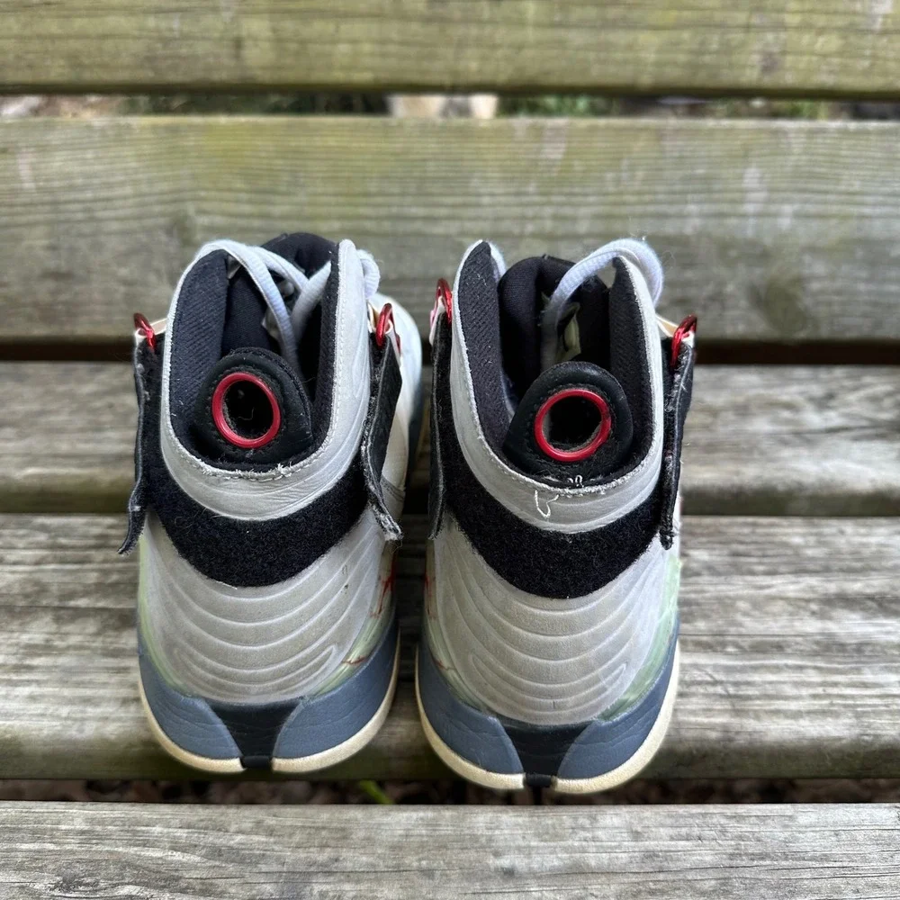 Nike Air Jordan 8 Varsity Red White Grey Flint Sneakers 467807-105 Sz 10.5 Retro